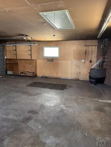 10 Wheatridge Dr, Pueblo, CO 81005
