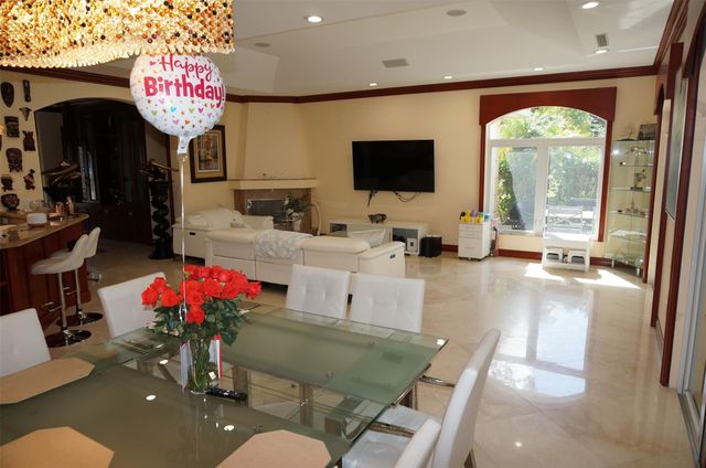 650 E Rambling Drive, Wellington, FL 33414