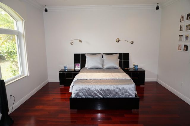 650 E Rambling Drive, Wellington, FL 33414