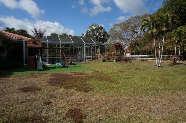 650 E Rambling Drive, Wellington, FL 33414