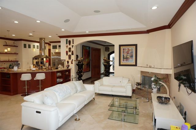 650 E Rambling Drive, Wellington, FL 33414