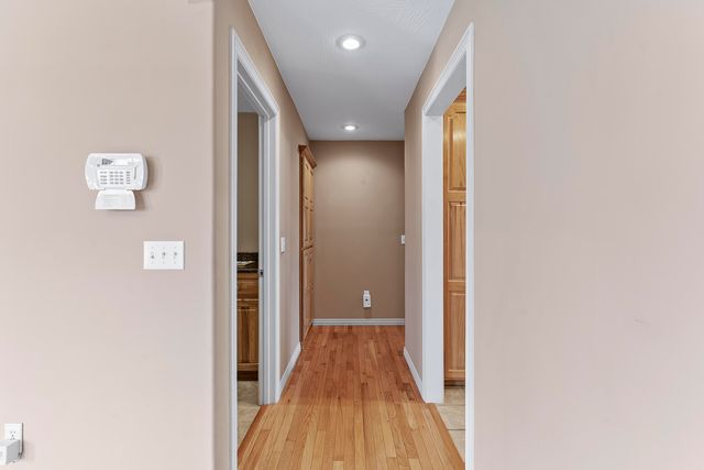 3969 N Springlawn Avenue, Springfield, MO 65803