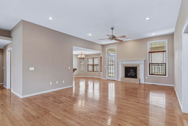 3969 N Springlawn Avenue, Springfield, MO 65803