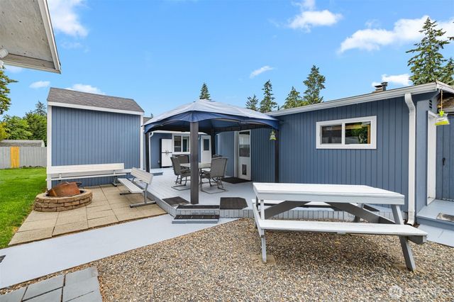12311 109th Avenue Ct E, Puyallup, WA 98374