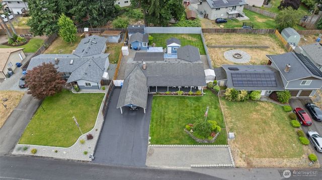 12311 109th Avenue Ct E, Puyallup, WA 98374
