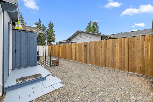 12311 109th Avenue Ct E, Puyallup, WA 98374