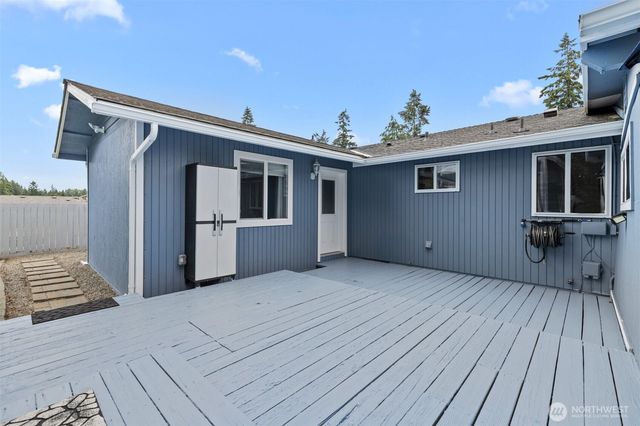 12311 109th Avenue Ct E, Puyallup, WA 98374