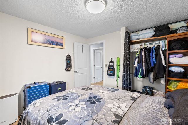 12311 109th Avenue Ct E, Puyallup, WA 98374