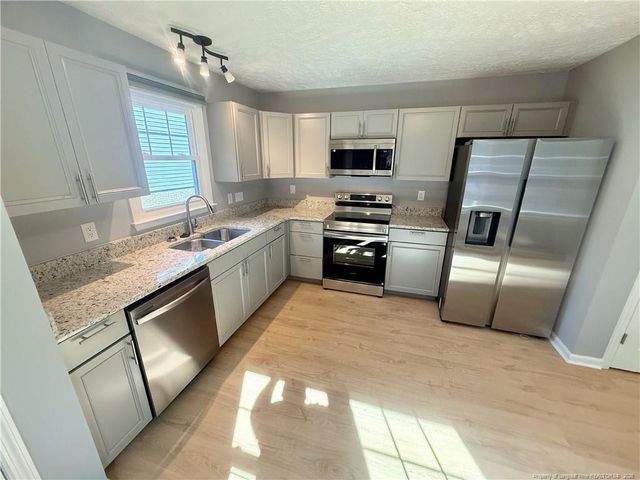 6439 Applewhite Road, Fayetteville, NC 28304