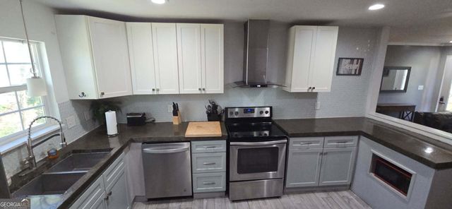 1901 E Farris Avenue, East Point, GA 30344