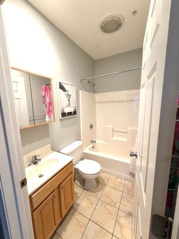 54 Central Sq 4A, Lynn, MA 01901