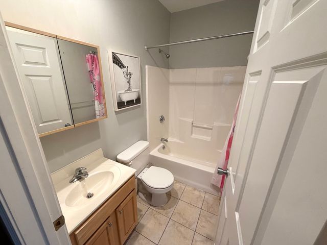 54 Central Sq 4A, Lynn, MA 01901