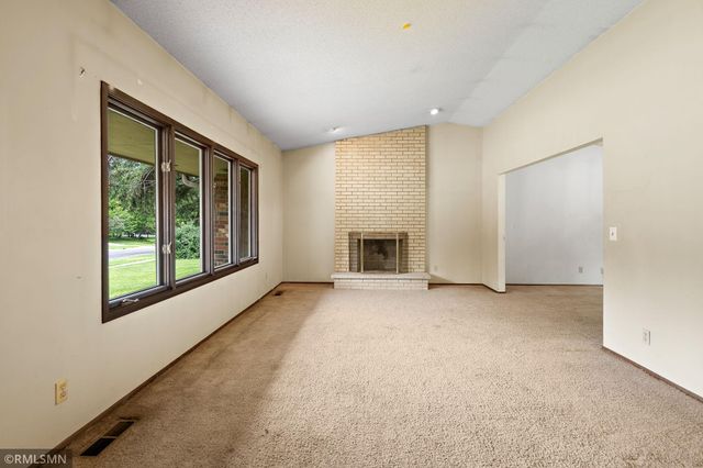 12629 Parkwood Drive, Burnsville, MN 55337