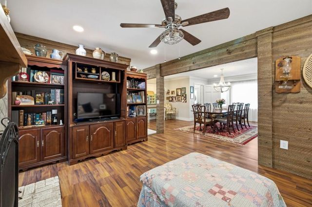 4510 Seminole Drive, Gainesville, GA 30506