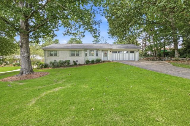 4510 Seminole Drive, Gainesville, GA 30506