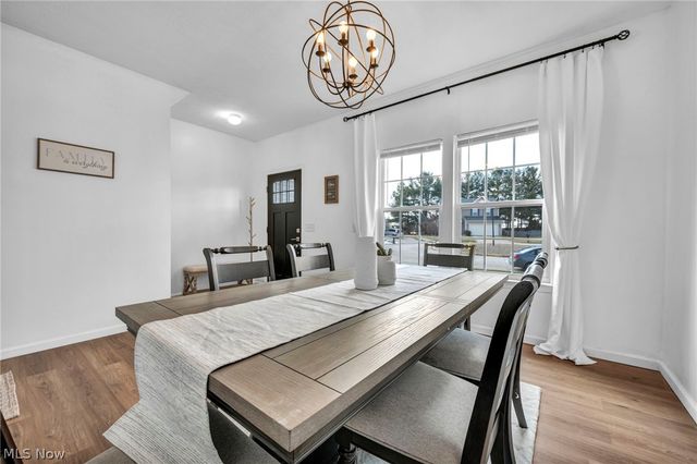 595 Jessica Lane, Wadsworth, OH 44281