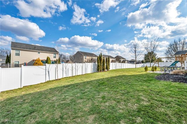 595 Jessica Lane, Wadsworth, OH 44281