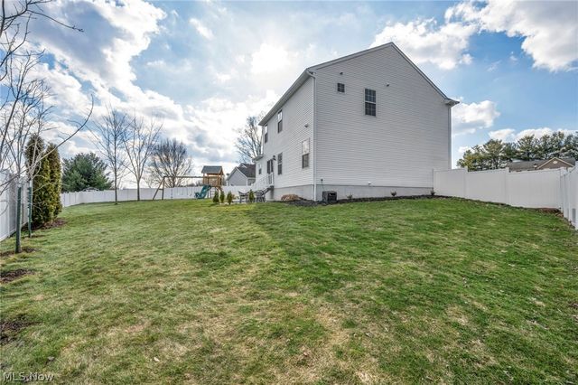 595 Jessica Lane, Wadsworth, OH 44281