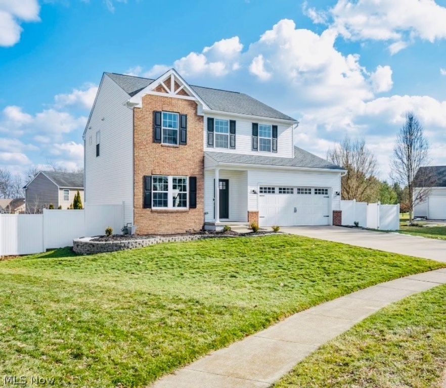 595 Jessica Lane, Wadsworth, OH 44281