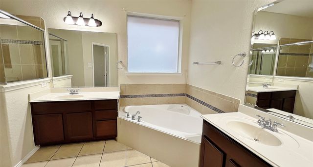 10213 Crawford Farms Drive, Fort Worth, TX 76244