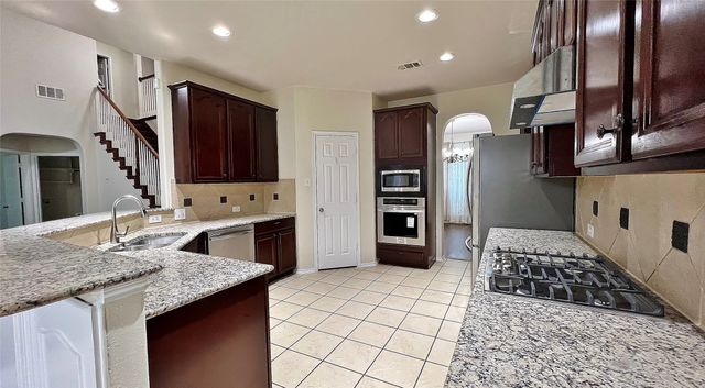 10213 Crawford Farms Drive, Fort Worth, TX 76244