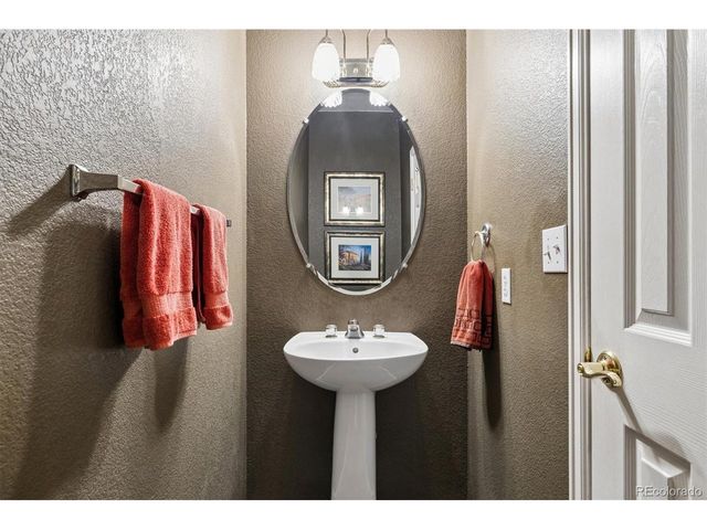 6142 Devinney Way, Arvada, CO 80004