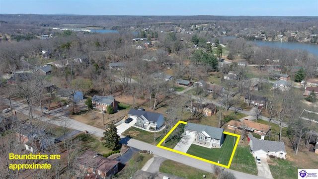 631 Lakeshore Parkway, Brandenburg, KY 40108