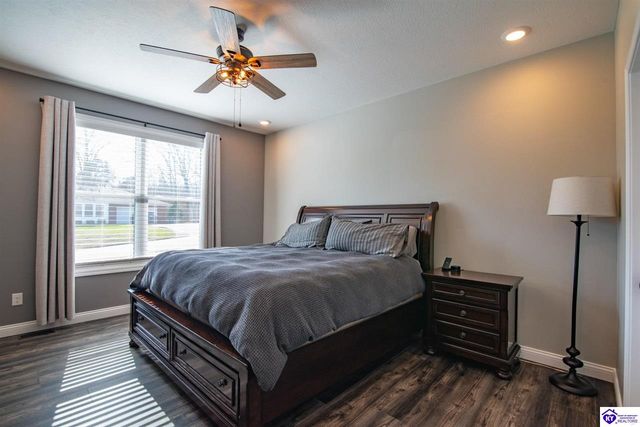 631 Lakeshore Parkway, Brandenburg, KY 40108