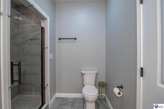 631 Lakeshore Parkway, Brandenburg, KY 40108