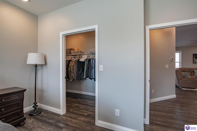 631 Lakeshore Parkway, Brandenburg, KY 40108