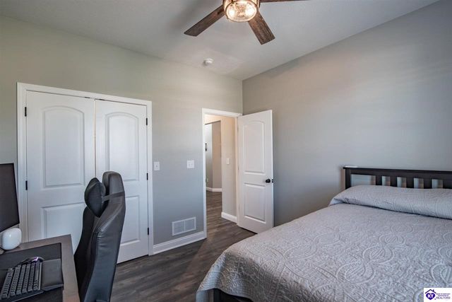 631 Lakeshore Parkway, Brandenburg, KY 40108