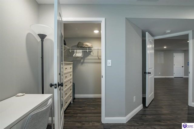 631 Lakeshore Parkway, Brandenburg, KY 40108