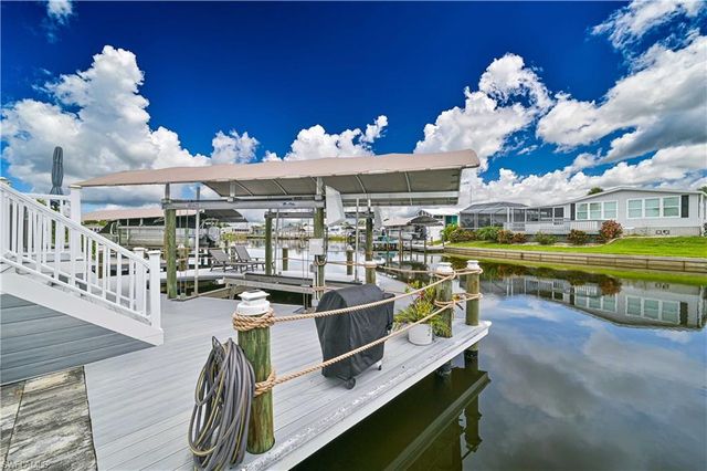 17591 Bryan CT, Fort Myers Beach, FL 33931