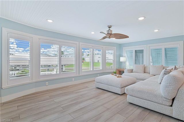 17591 Bryan CT, Fort Myers Beach, FL 33931