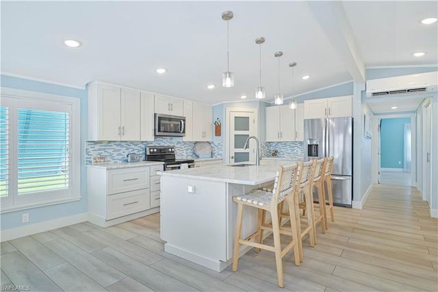 17591 Bryan CT, Fort Myers Beach, FL 33931