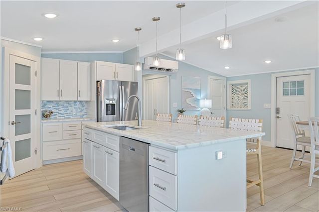 17591 Bryan CT, Fort Myers Beach, FL 33931