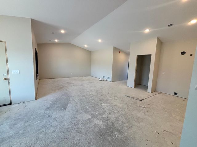610 Lanigan Way SE, Saint Joseph, MN 56374