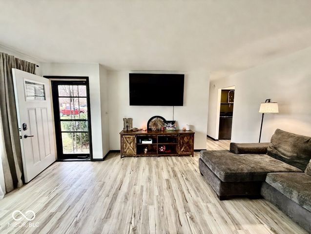 8433 E Milner Avenue, Terre Haute, IN 47803