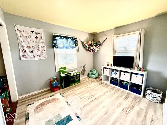 8433 E Milner Avenue, Terre Haute, IN 47803