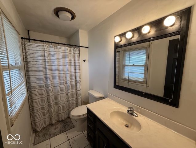 8433 E Milner Avenue, Terre Haute, IN 47803