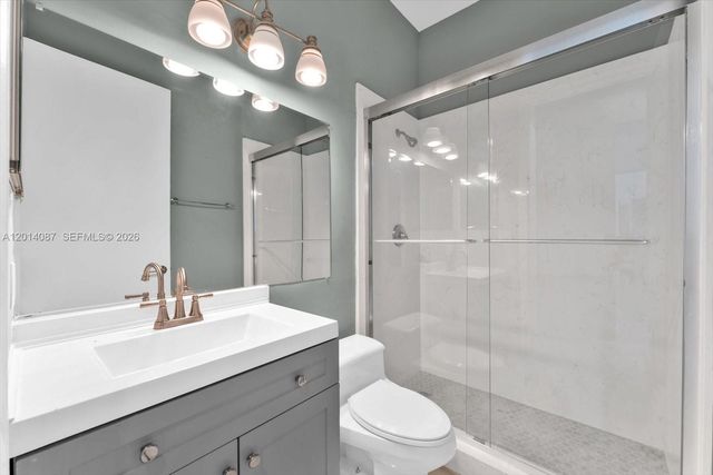3728 NE 208th Ter, Aventura, FL 33180