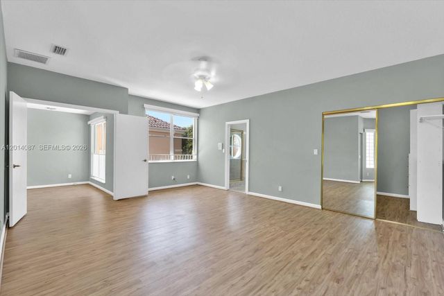 3728 NE 208th Ter, Aventura, FL 33180