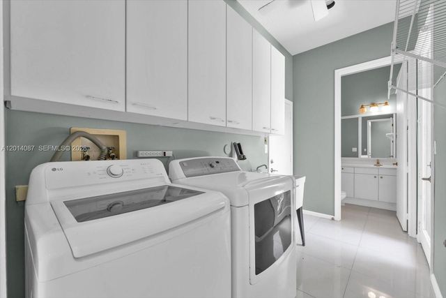 3728 NE 208th Ter, Aventura, FL 33180