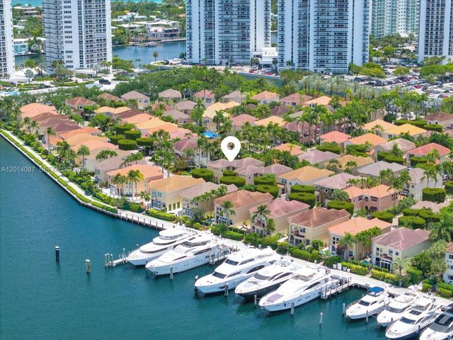 3728 NE 208th Ter, Aventura, FL 33180
