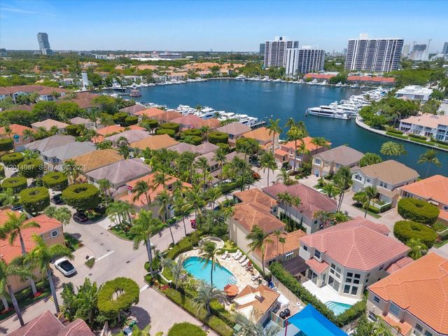 3728 NE 208th Ter, Aventura, FL 33180
