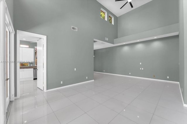 3728 NE 208th Ter, Aventura, FL 33180
