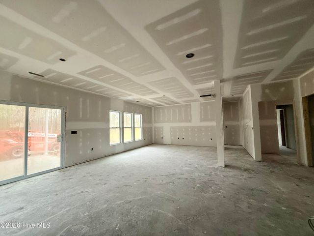 2801 Holston Way, Grimesland, NC 27837