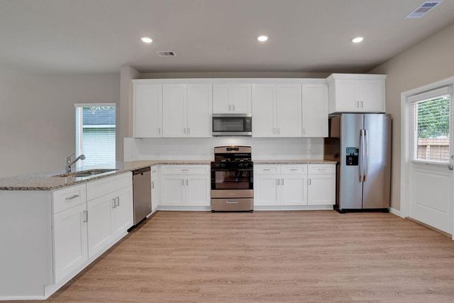 2405 Stonewall Street, La Marque, TX 77568