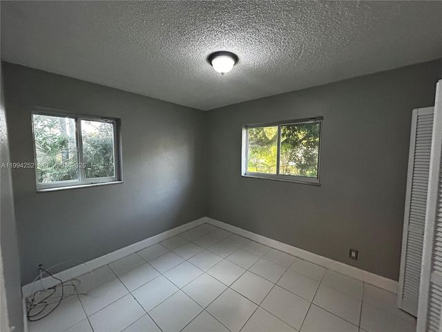 3411 NW 1st St, Lauderhill, FL 33311