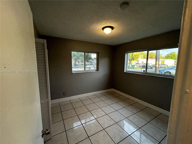 3411 NW 1st St, Lauderhill, FL 33311